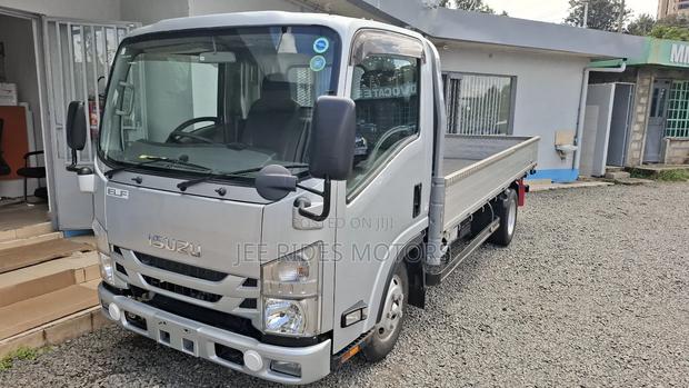 Isuzu Nmr88 2019 Manual - main view