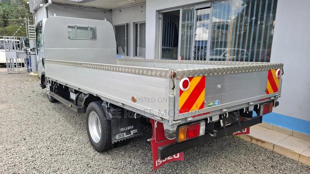 Isuzu Nmr88 2019 Manual - thumbnail 2