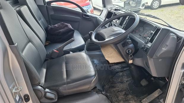 Isuzu Nmr88 2019 Manual - thumbnail 3