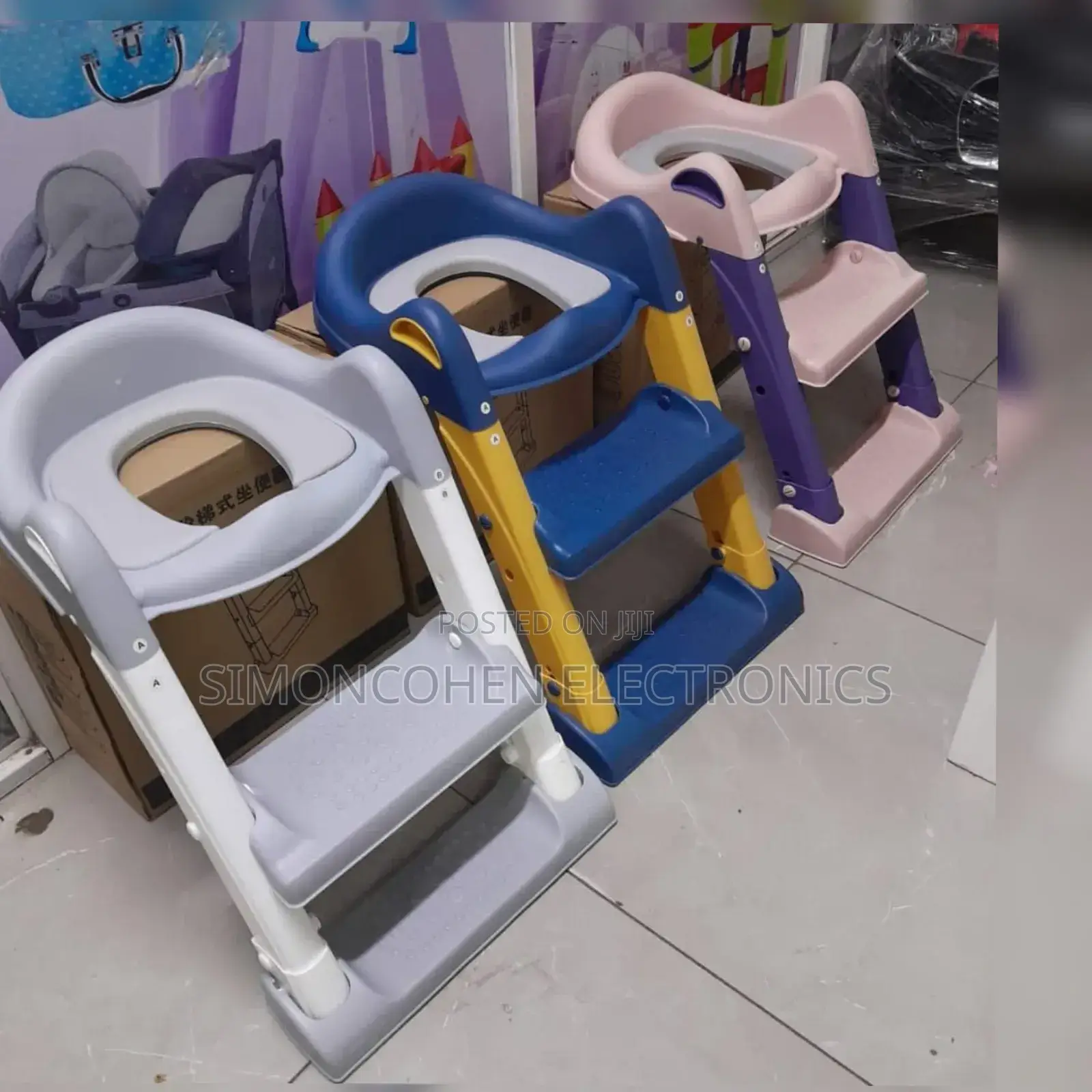 Foldable Kids Toilet Ladder
With a Soft Seat