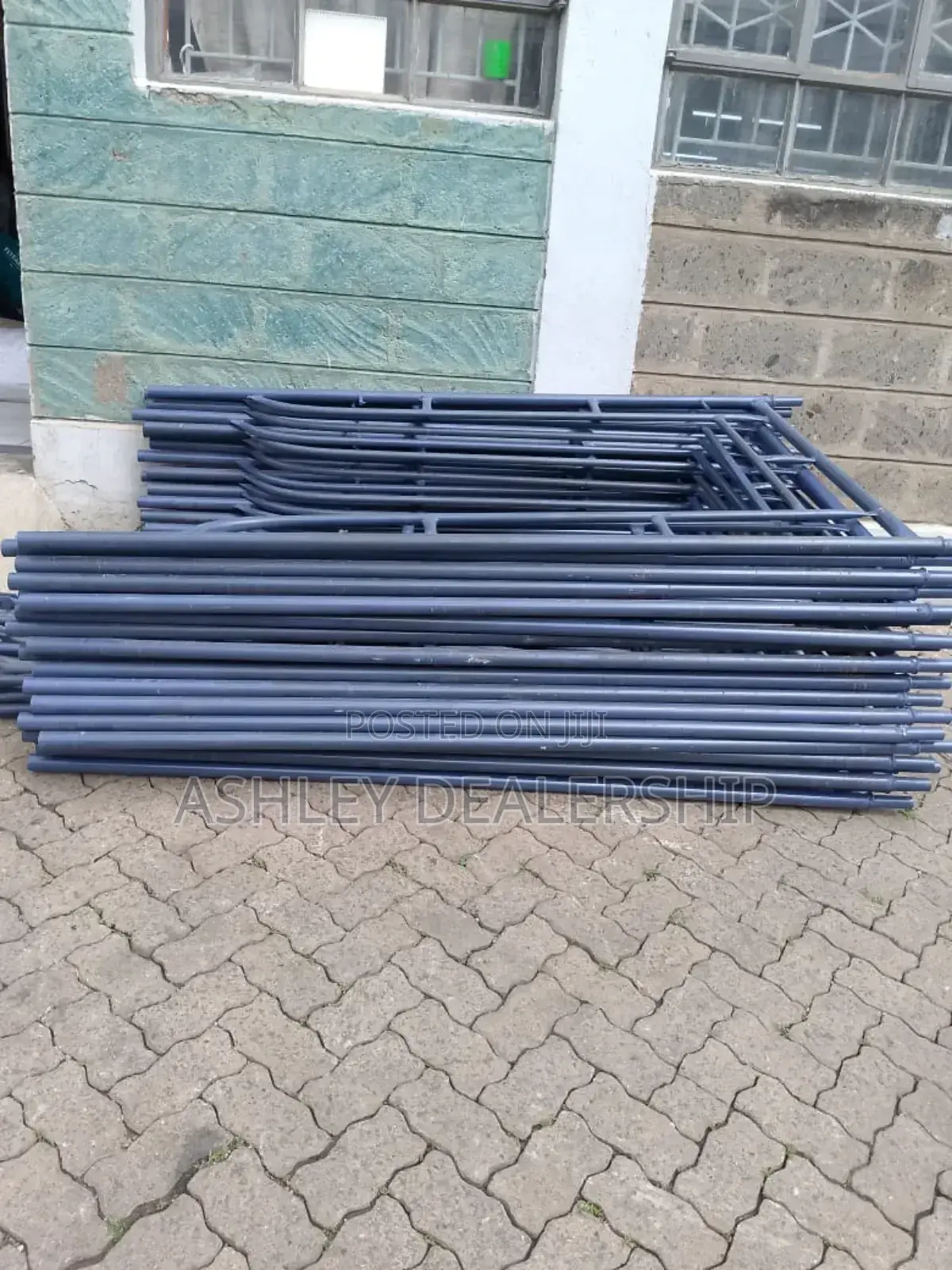 Scaffolding Metallic Ladder