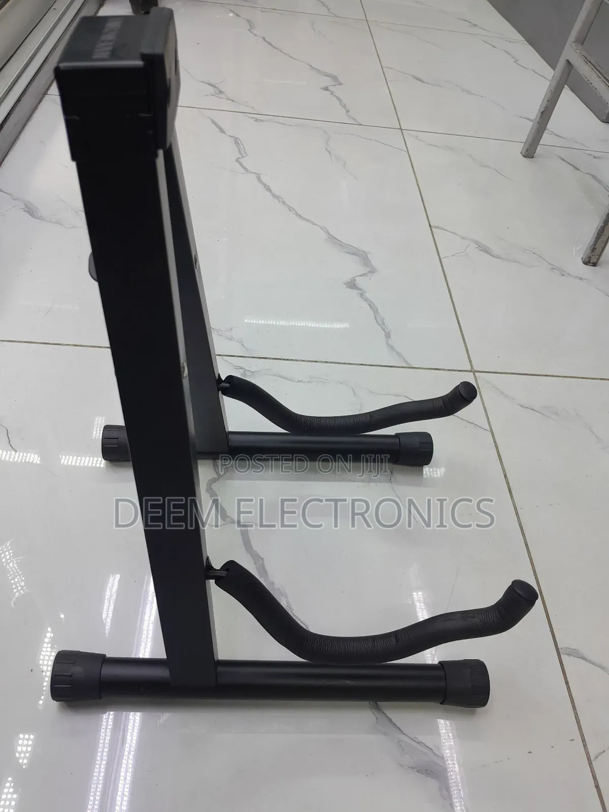 Guitar Stand