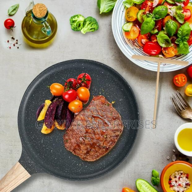 Granite Chapati Pan - main view