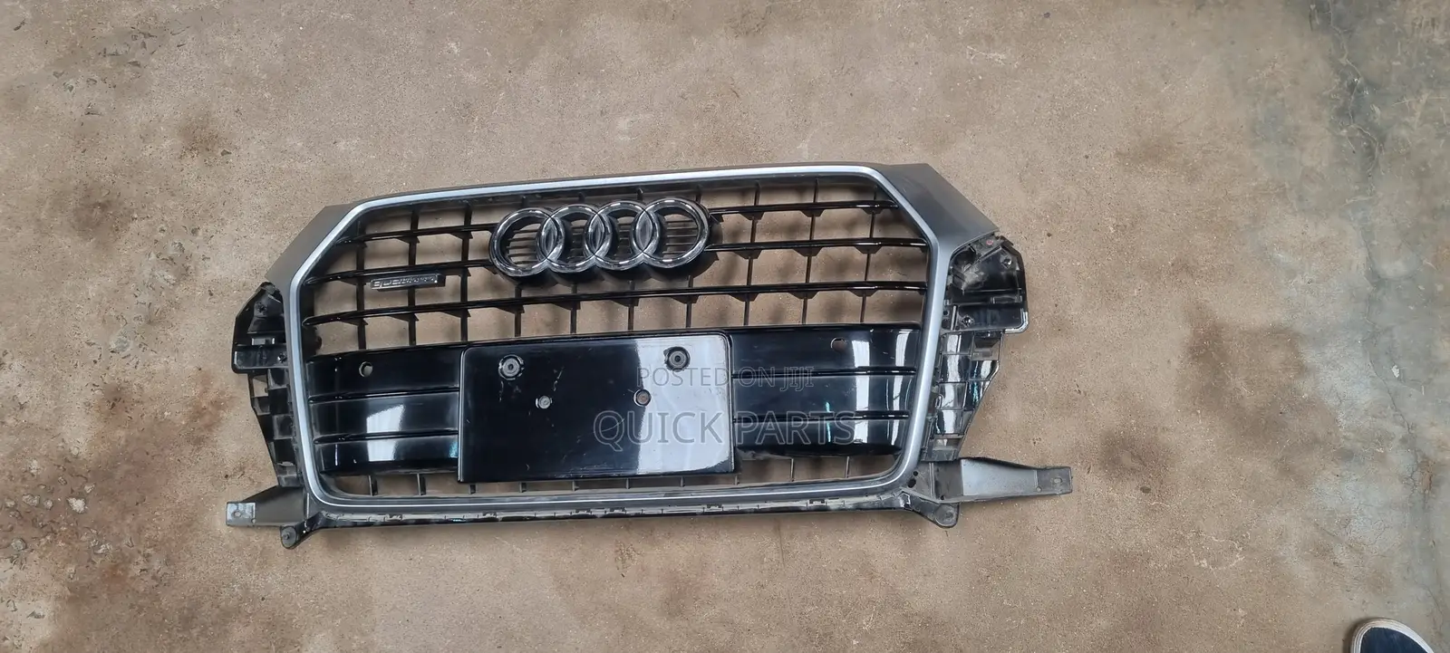 Audi Q3 Front Grill