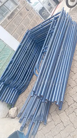 Strong 2m Scaffolding Platform Ladder Safe Easy Access Design