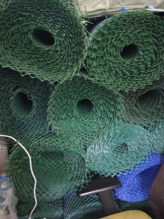 Poultry Wire Mesh 25m - thumbnail 3