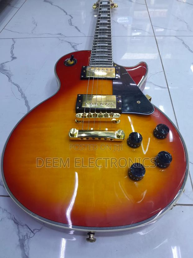 Gibson Guitar - thumbnail 4