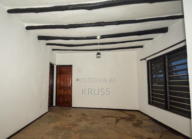 4bdrm House in Kikambala for sale - thumbnail 3