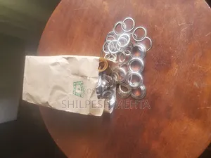 Canvas Eyelets in Chrome (800pcs)