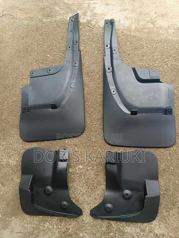 200 Series Mudflaps