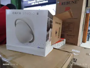 Onyx Studio 8