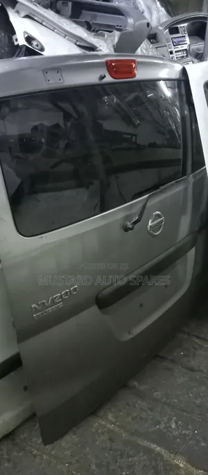 Rear Boot Nv 200 Nissan Ex Japan