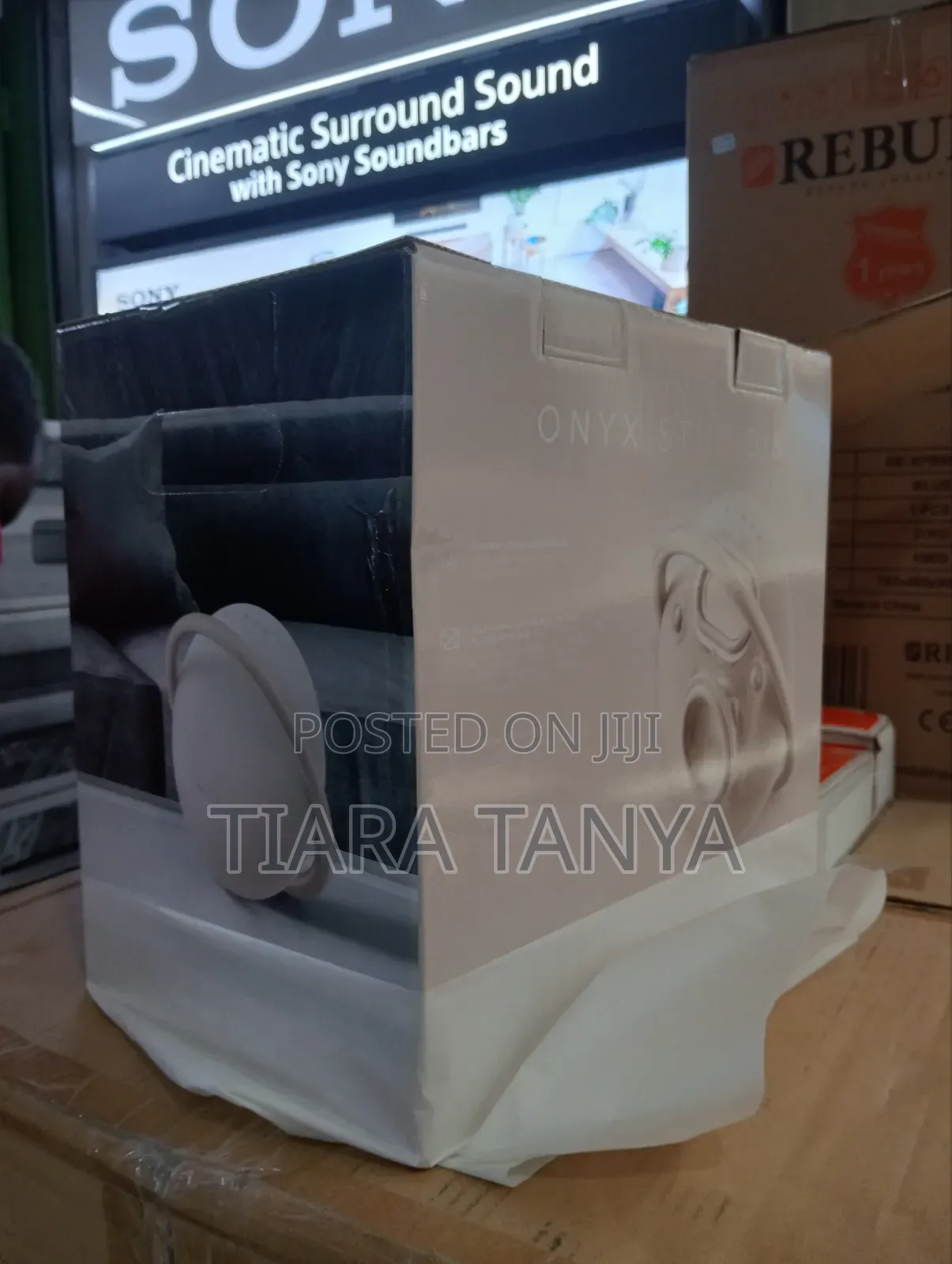 Harman Kardon Onyx Studio 9 Portable Speaker