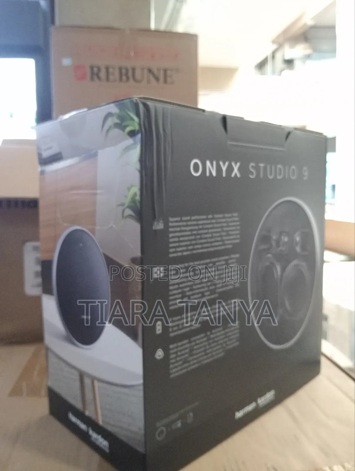 Harman Kardon Onyx Studio 9 Portable Speaker