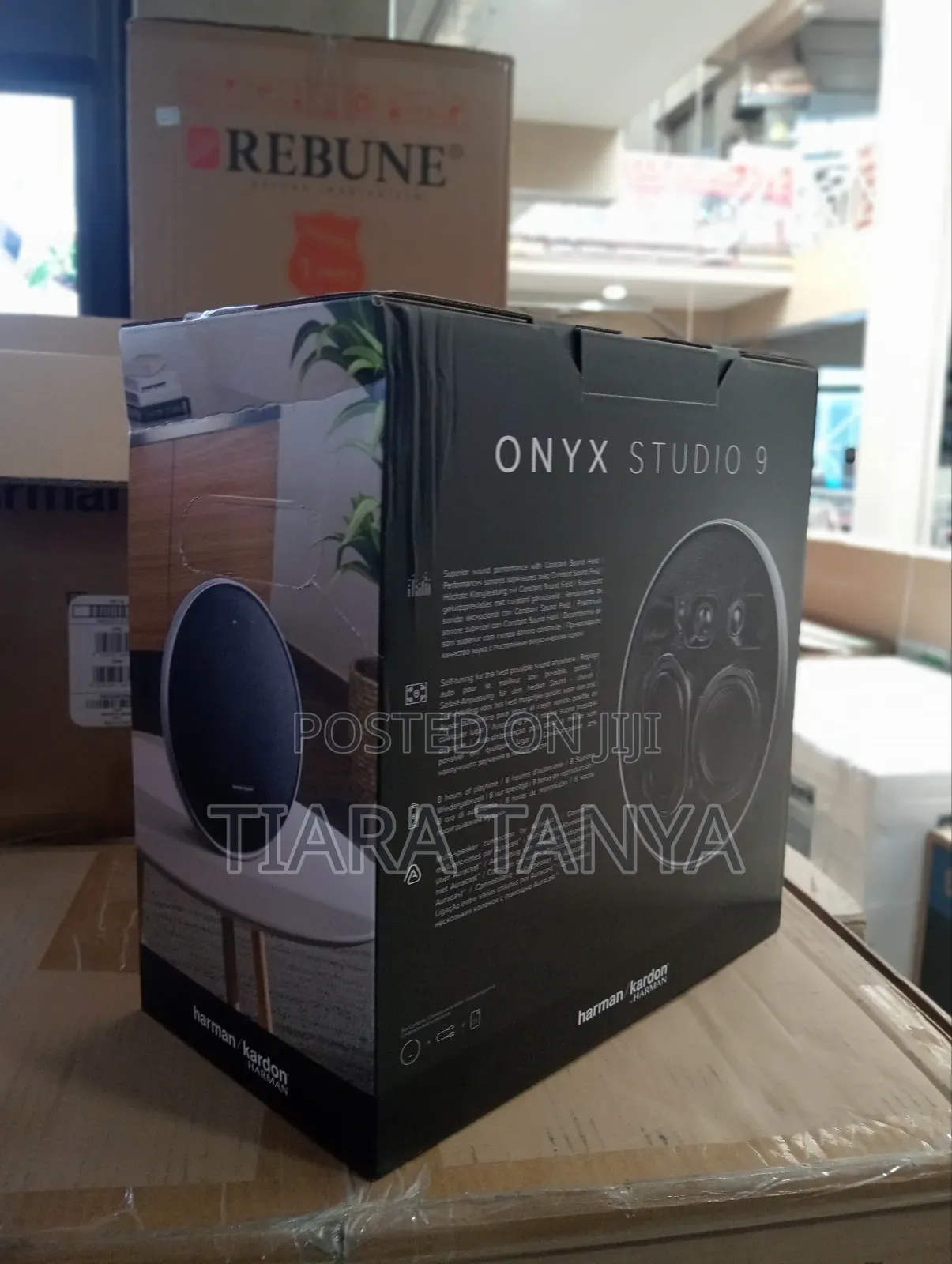 Harman Kardon Onyx Studio 9 Portable Speaker