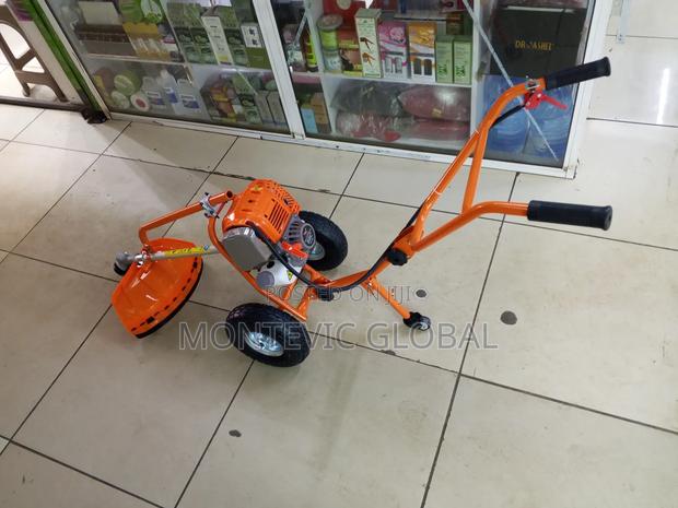 4stroke Brush Cutter With Wheels - thumbnail 3