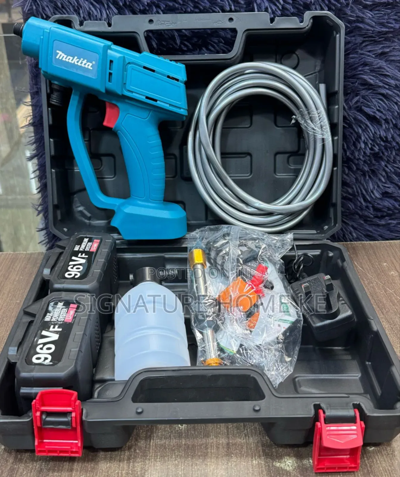 96v Makita Car Wash Gun + 2 Batteries
