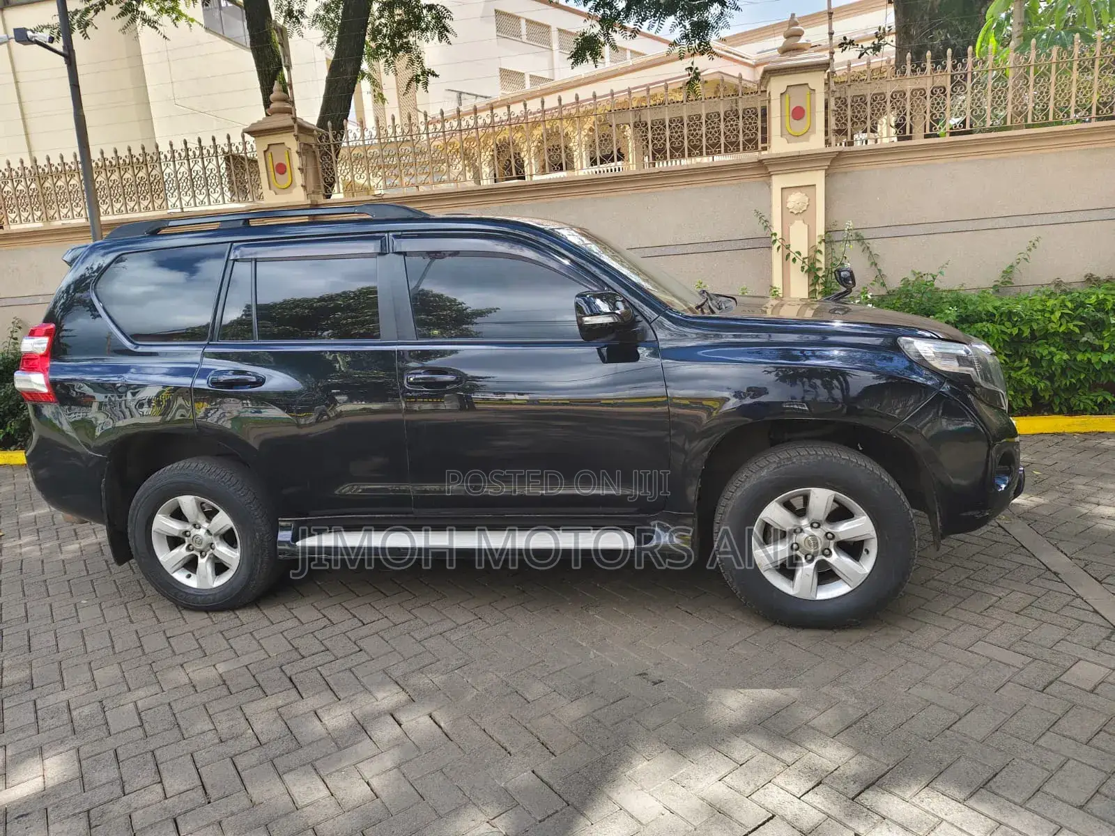 Toyota Land Cruiser Prado 2015 Black
