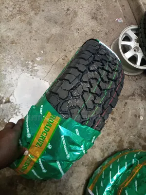 215/65r16 a/T Roadcruza Tyres