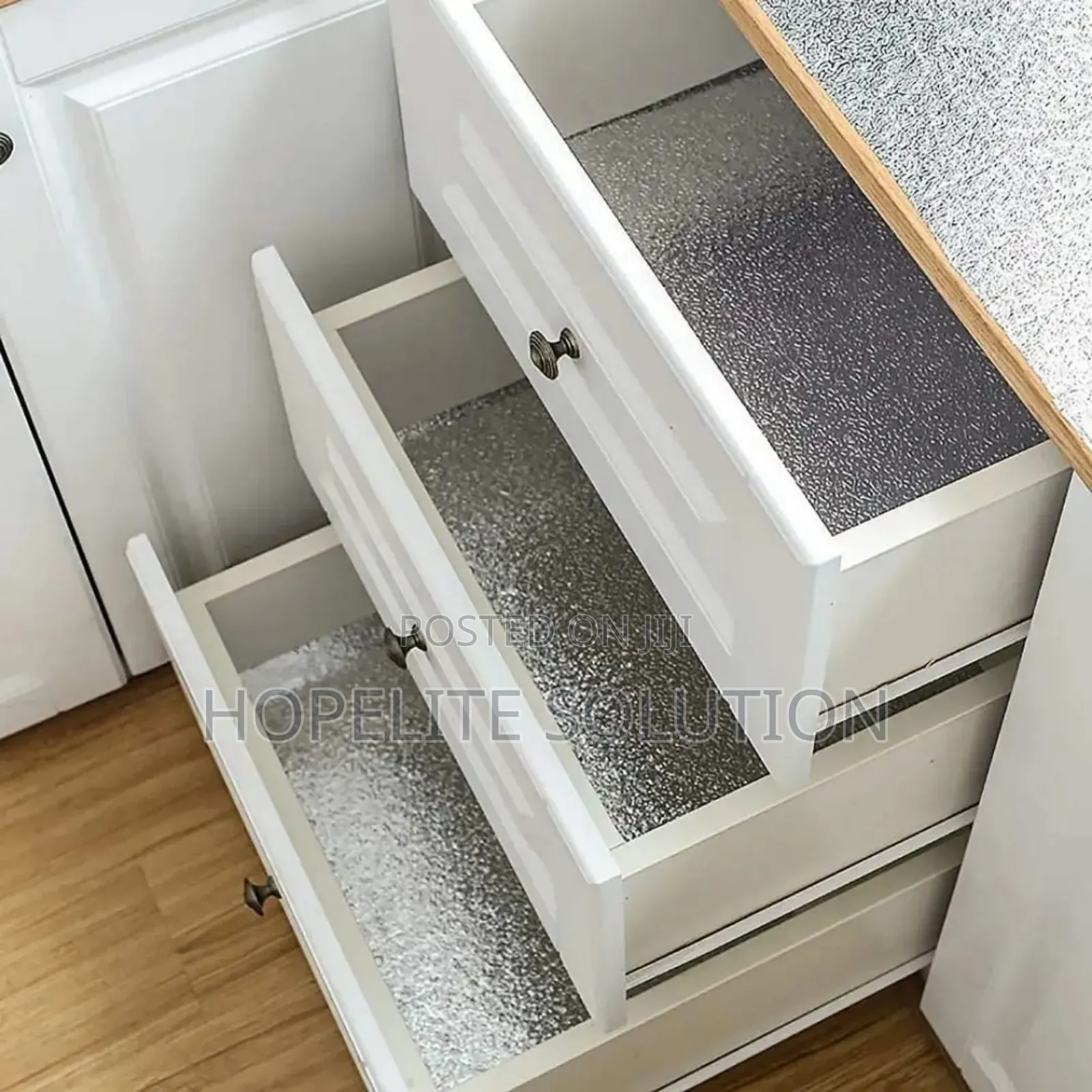 Silver Shelf Liner