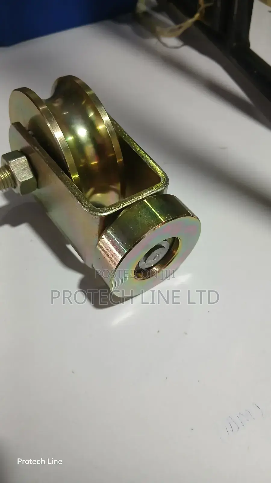 Rotating Gate Wheel