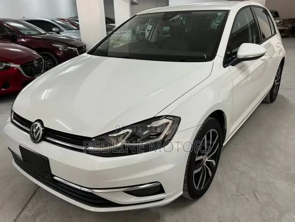 Volkswagen Golf TSI S FWD 2018 White