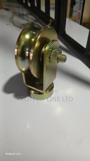 360° Rotating Gate Rollers - thumbnail 2