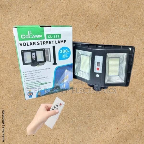 Remote Controlled Cclamp 200watts Led Solar Street Light - main view
