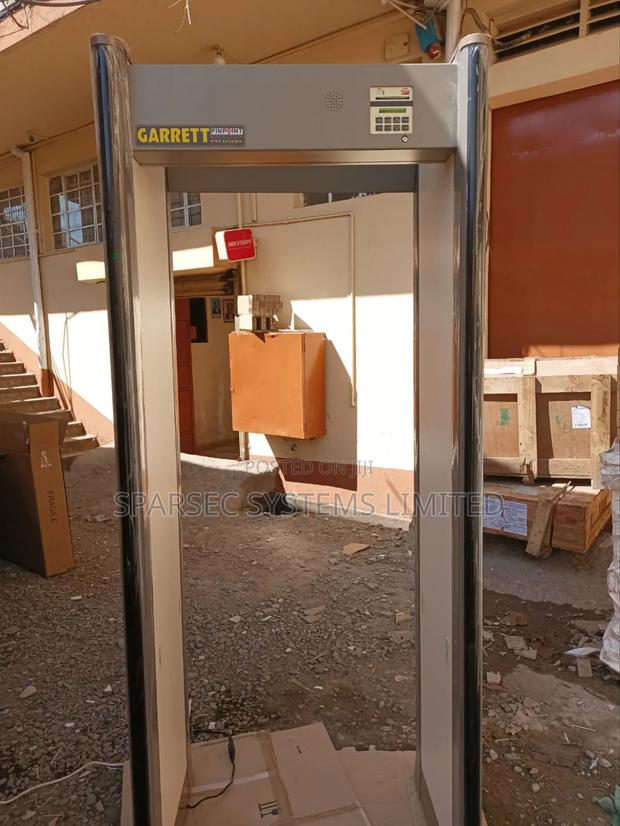 Garrett Walk Through Metal Detector - thumbnail 3