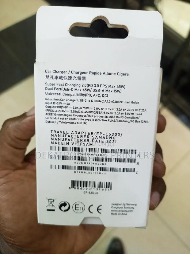 Samsung Car Fast Charger - thumbnail 4