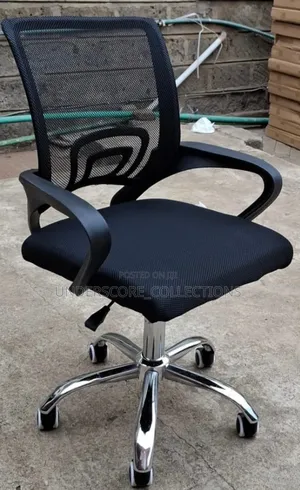 Black Hydraulics Office Chairs