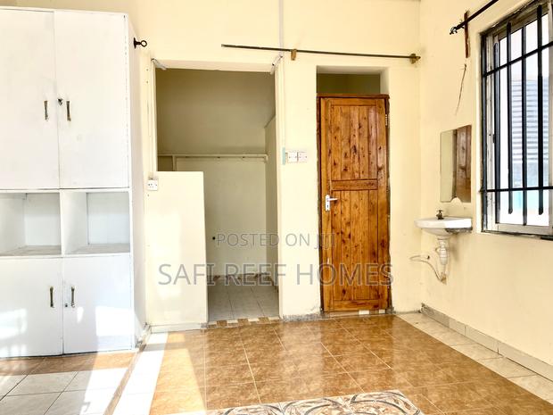 1bdrm Bedsitter in Nyali for rent - thumbnail 13