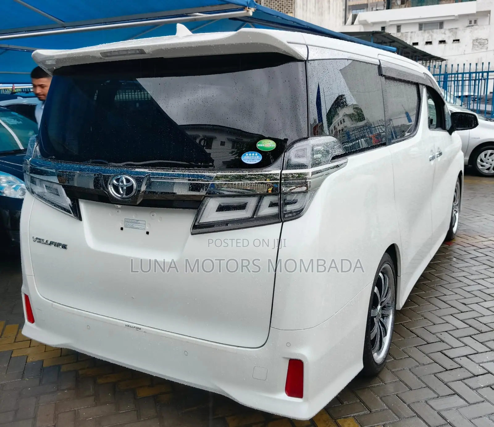 Toyota Vellfire 2018 White