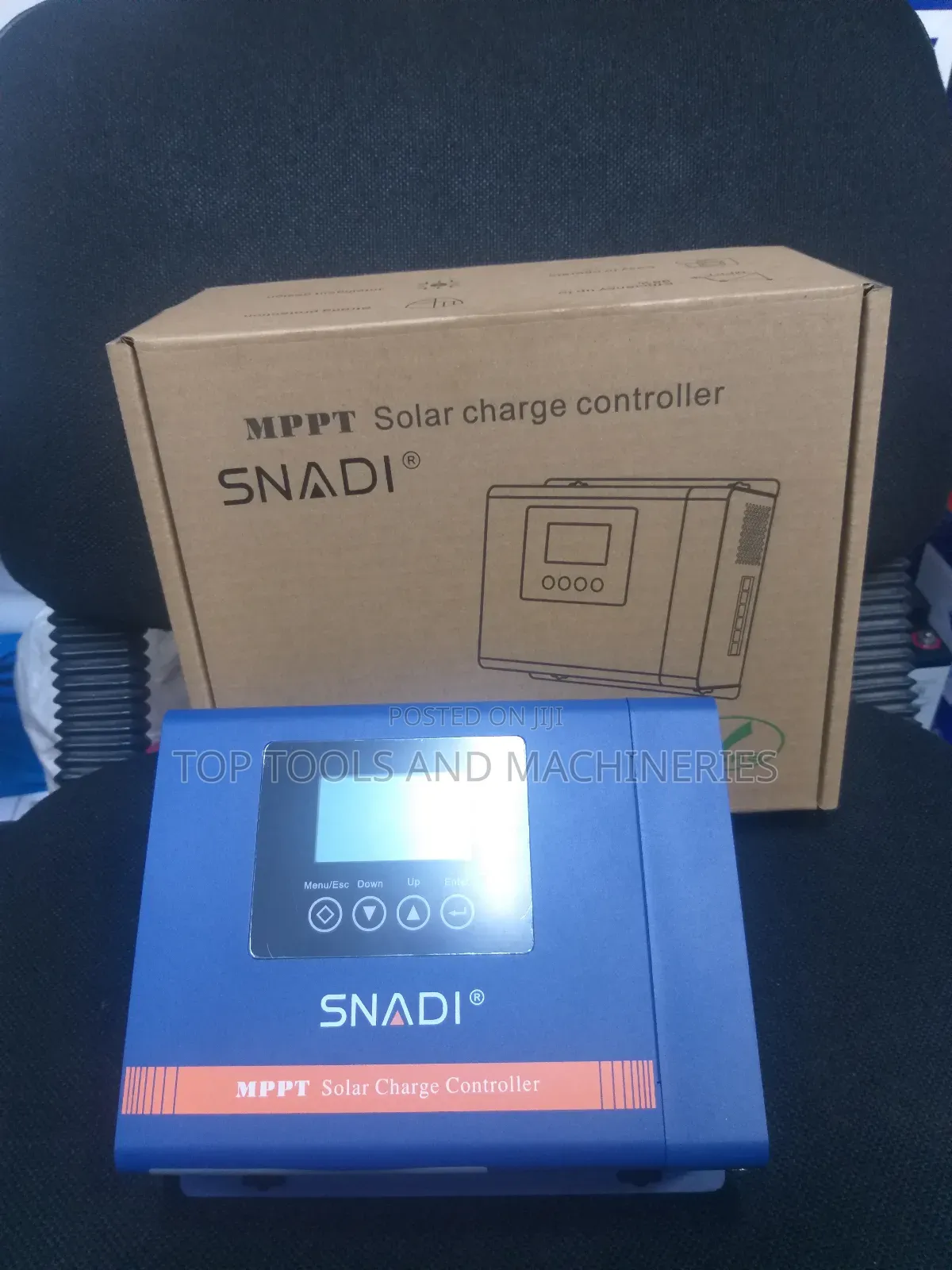 Snadi 30amps 12v/24v Auto Working Charge Controller