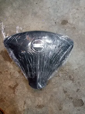 Nissan Latio Steering Airbag/Drivers Airbag