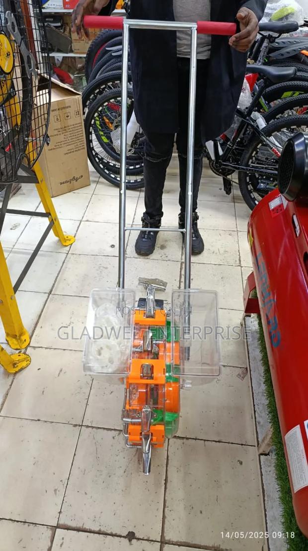 Seed Planter With Both Seed Fertilizer Pocket - main view