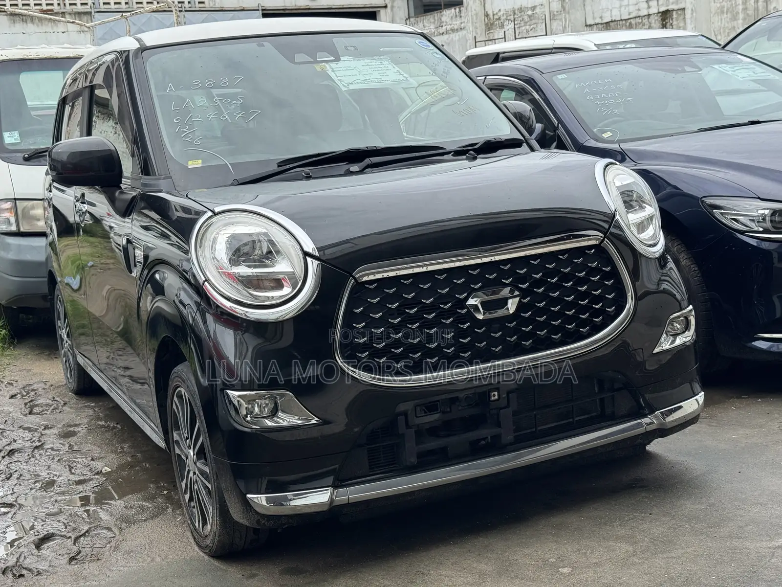 Daihatsu Cast 2018 Black