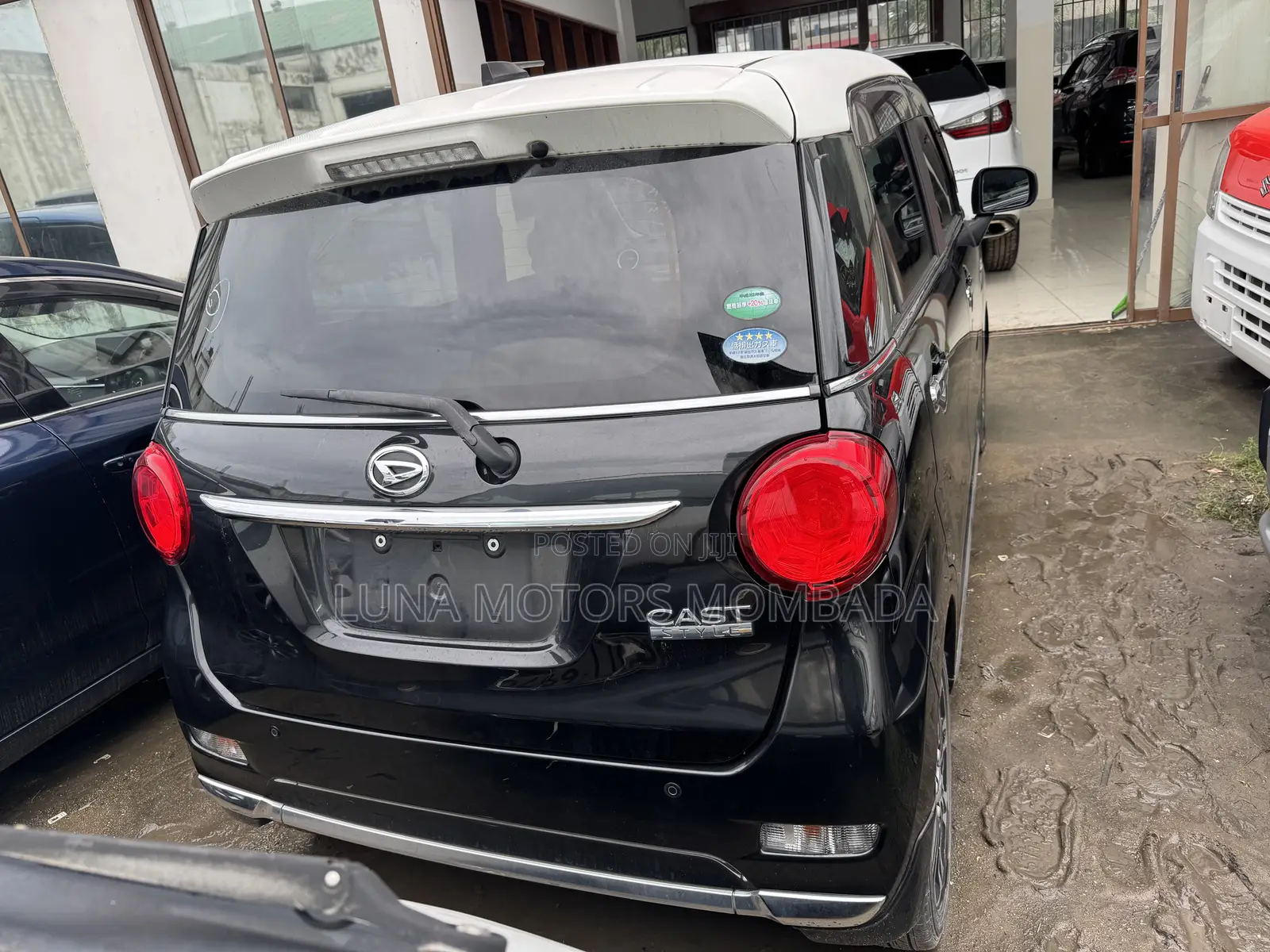 Daihatsu Cast 2018 Black