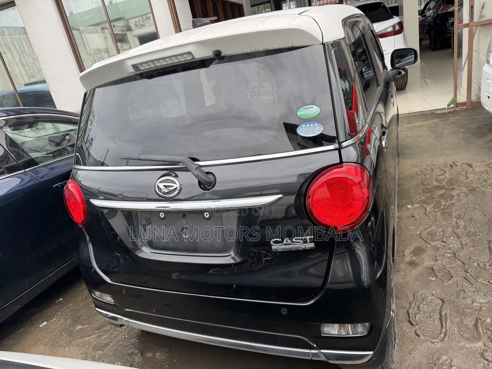 Daihatsu Cast 2018 Black