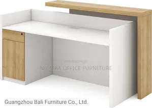 Elegant 1.6m Straight Reception Countertop