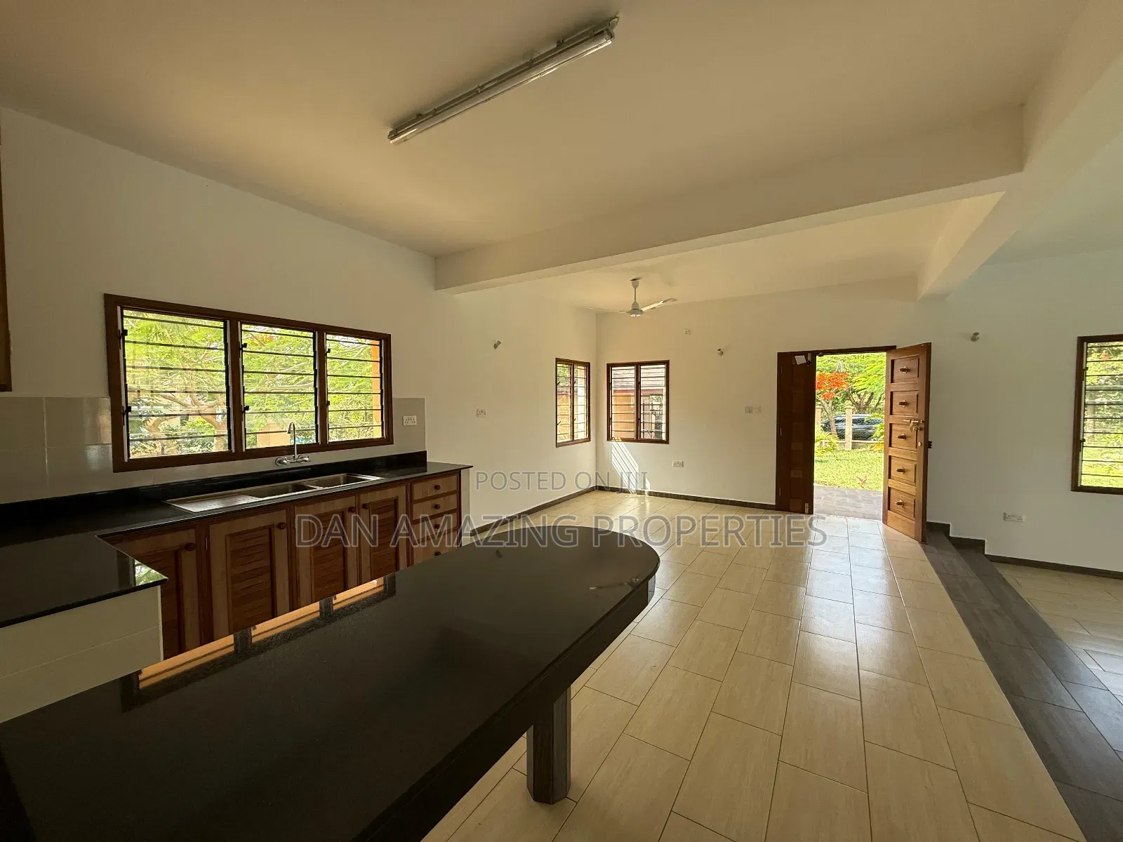 3bdrm Villa in Diani On 1/4 Acre, Ukunda for sale