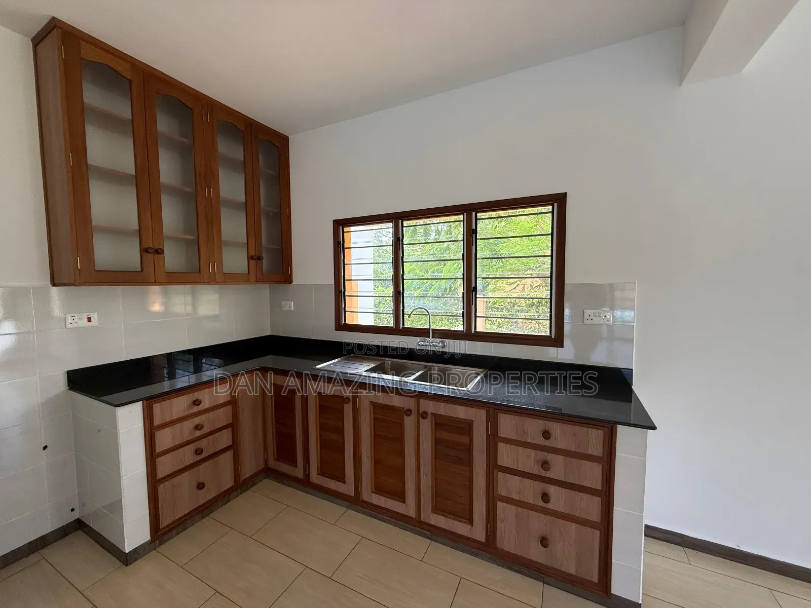 3bdrm Villa in Diani On 1/4 Acre, Ukunda for sale