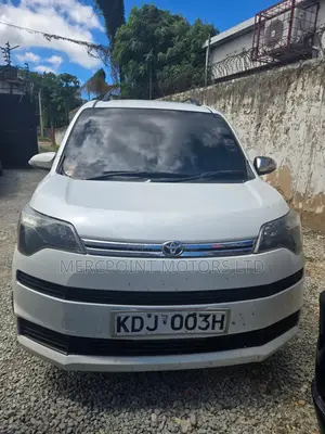 Toyota Spade 1.5 2015 White