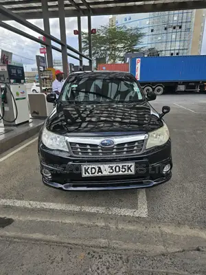 Subaru Forester 2012 Black