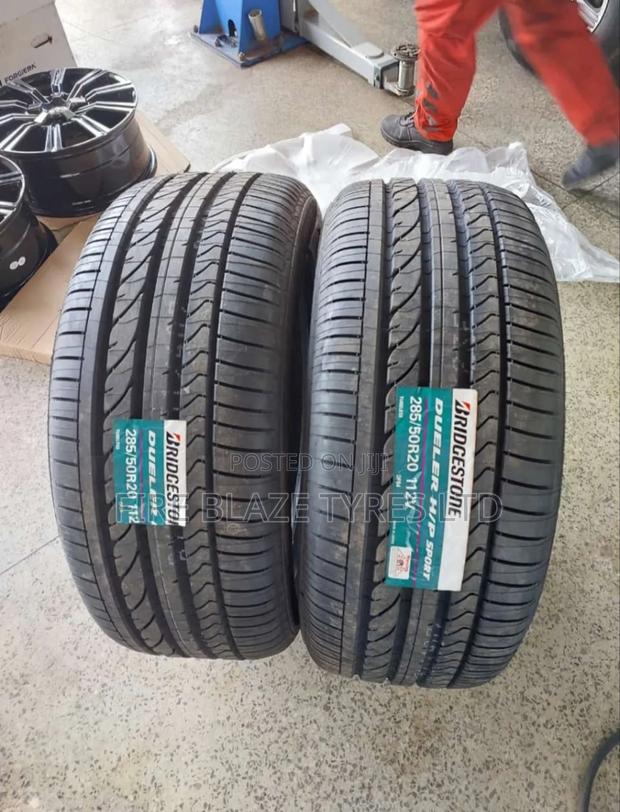 285/50r20 Bridgestone Dueler