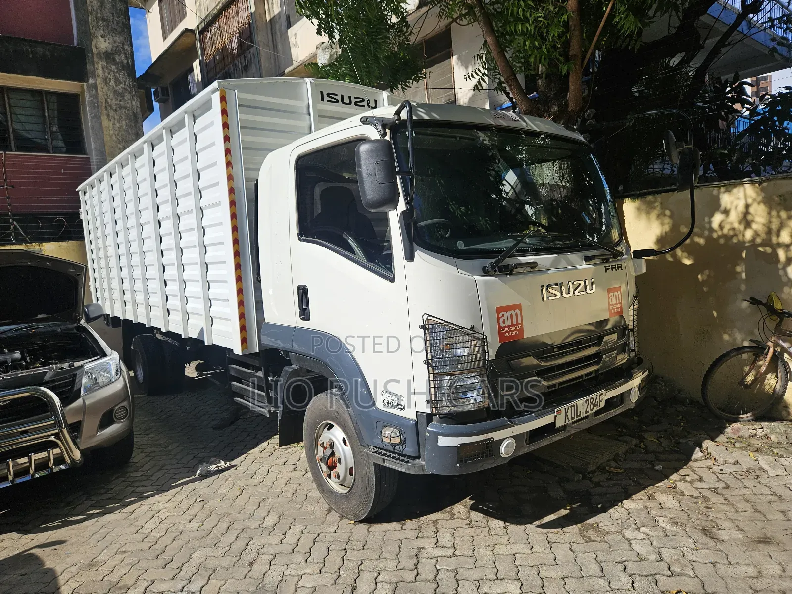 Isuzu FRR Ready for Work