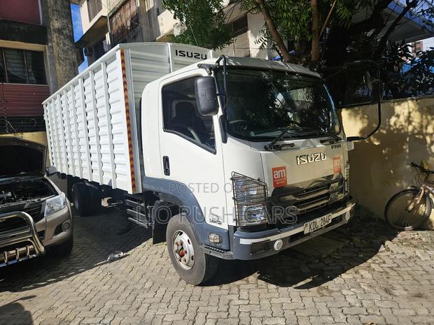 Isuzu FRR Ready for Work - thumbnail 6