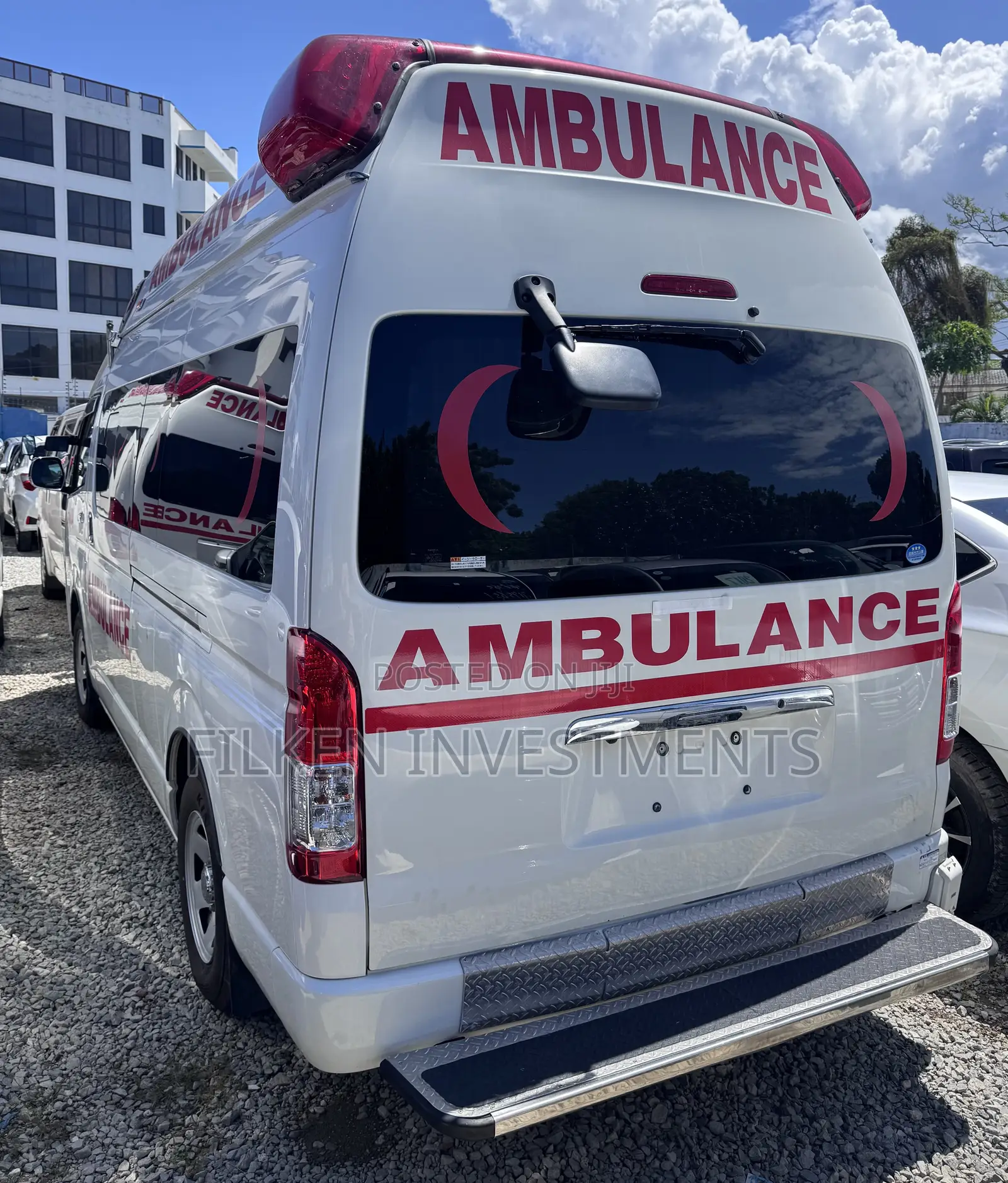 Toyota Grand HiAce 2019 White