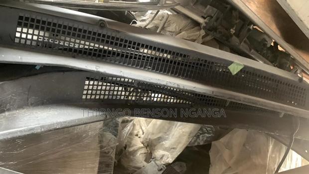 Wiper Panel Honda Vezel - main view