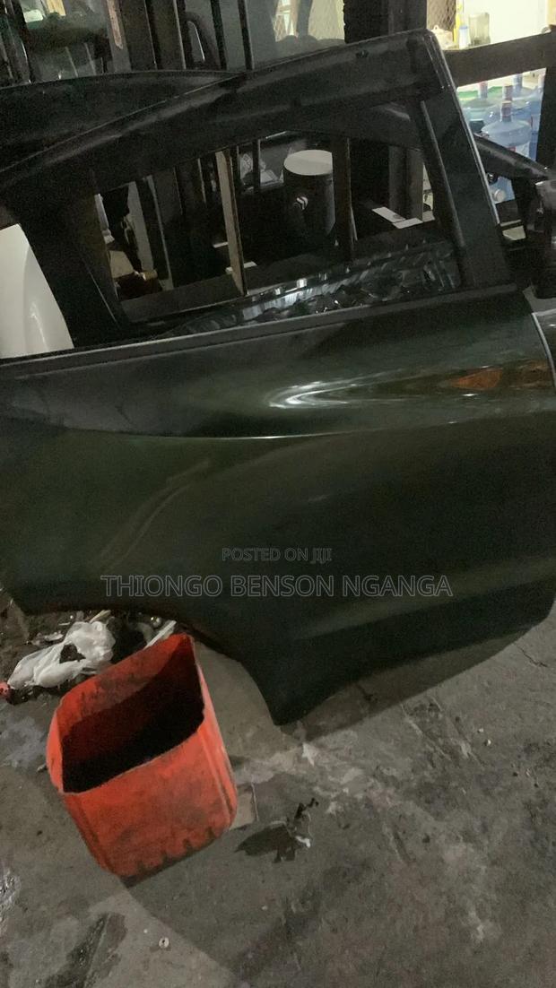 Honda Vezel Door - main view